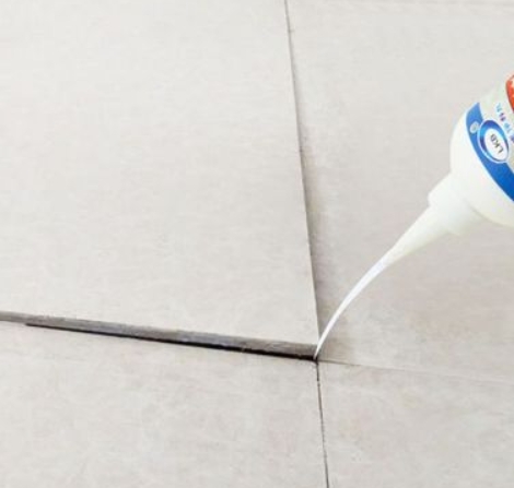 额尔古纳瓷砖空鼓维修公司分享卫生间瓷砖脱落的原因可能有以下几点